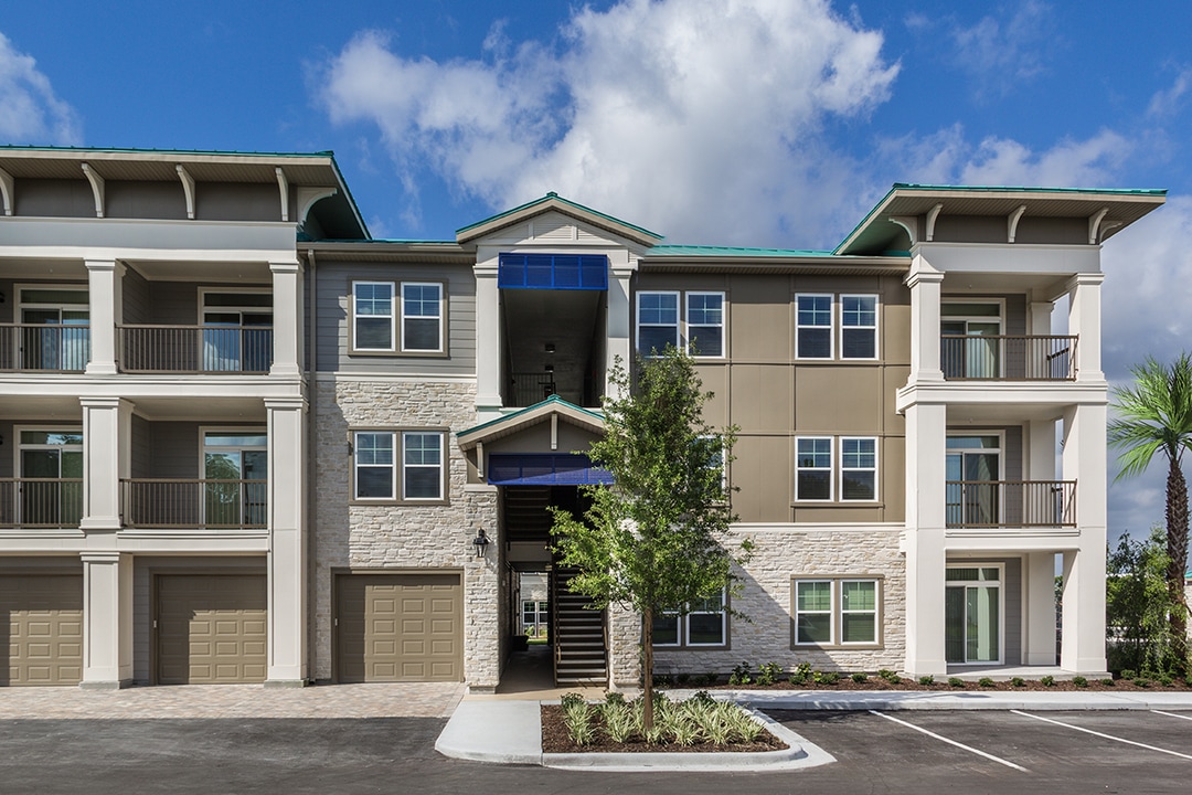 Sea Isle in Orlando, FL - Building Photo