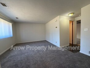 1424 S 20th St in Lincoln, NE - Building Photo - Building Photo