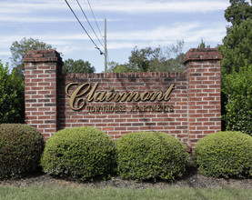 Clairmont Apartments in Calhoun, GA - Building Photo - Building Photo