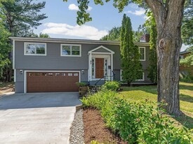 47 East Terrace in South Burlington, VT - Building Photo