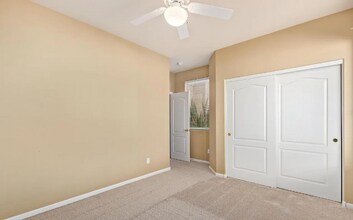 651 W Oriole Way in Chandler, AZ - Foto de edificio - Building Photo