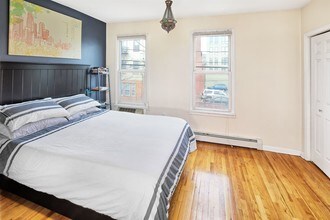 407 2nd St in Jersey City, NJ - Building Photo - Building Photo
