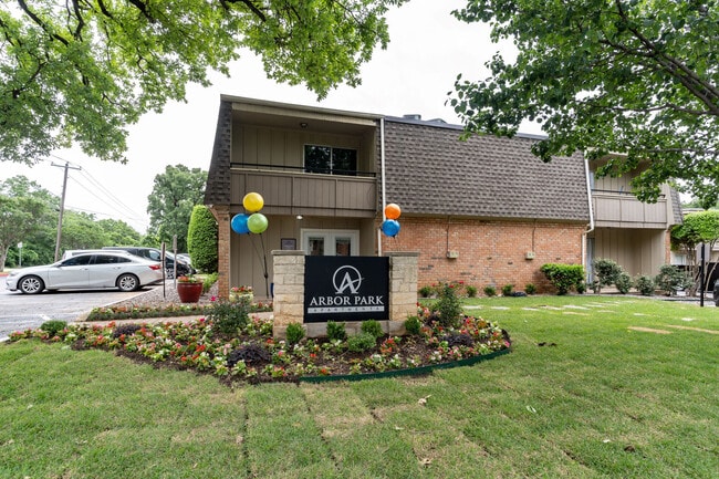 Arbor Park Apartments