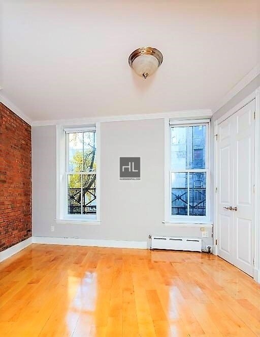 120 Christopher St-Unit -3 in New York, NY - Building Photo
