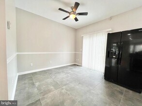 6400 Warren Point Ct in Alexandria, VA - Building Photo - Building Photo