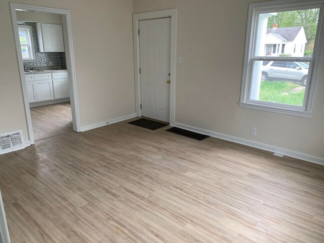 1116 E Gum St in Evansville, IN - Building Photo - Building Photo