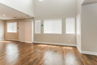 9120 Spoonbill Ridge Pl in Las Vegas, NV - Building Photo - Building Photo