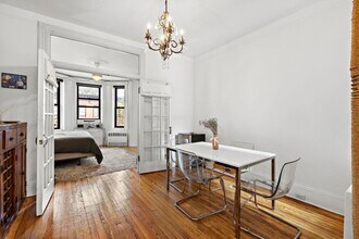 1110 Park Ave in Hoboken, NJ - Building Photo - Building Photo