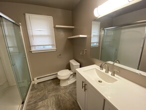 460 Overhill Dr in Chambersburg, PA - Building Photo - Building Photo