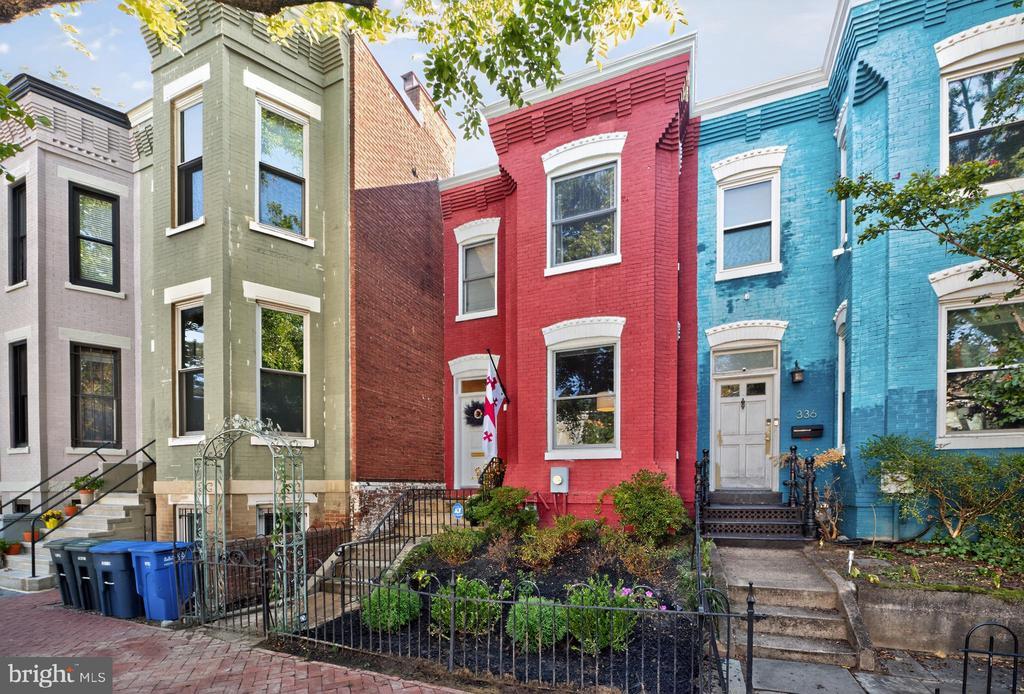 334 11th St SE in Washington, DC - Building Photo