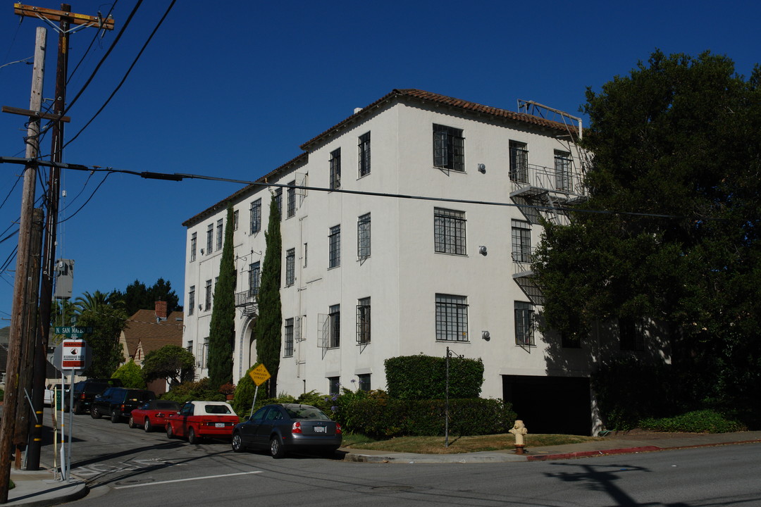 425 Williams in San Mateo, CA - Foto de edificio