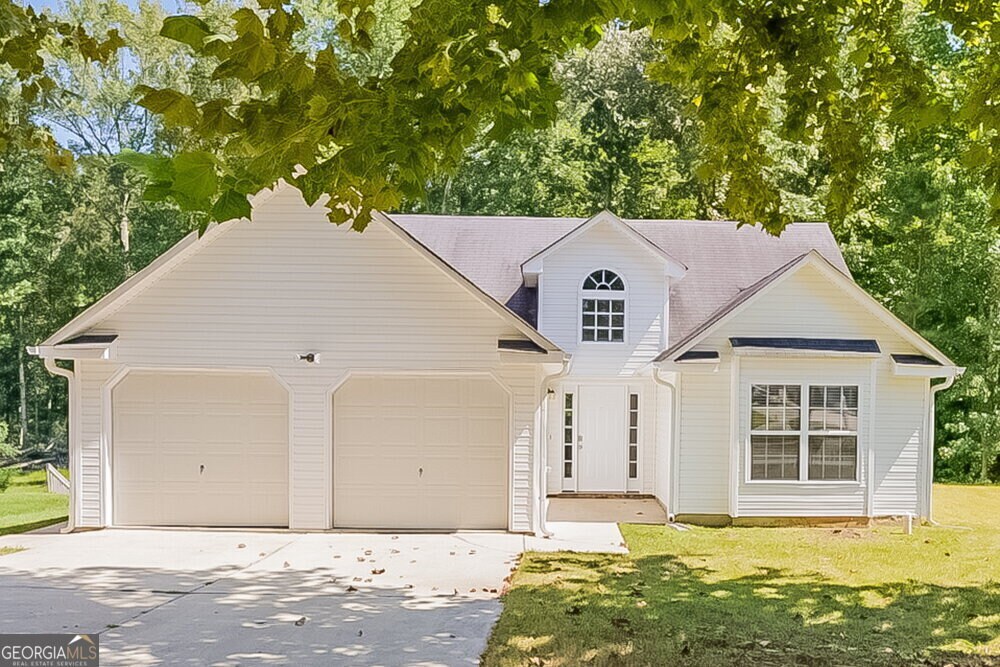 2952 Rolling Ln in Douglasville, GA - Foto de edificio