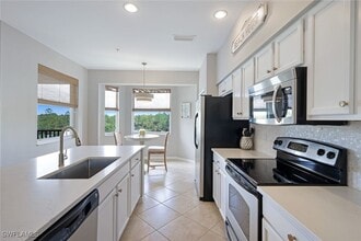 10329 Heritage Bay Blvd in Naples, FL - Building Photo - Building Photo
