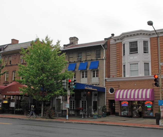 2649 Connecticut Ave NW in Washington, DC - Building Photo - Building Photo