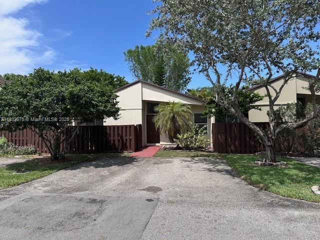 11572 Timbers Way in Boca Raton, FL - Building Photo