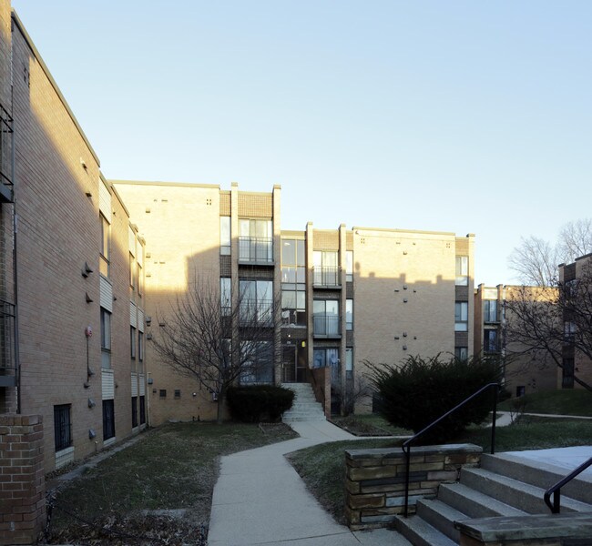 Hacienda Cooperative in Washington, DC - Building Photo - Building Photo