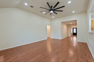 21523 Juniper Meadows Dr in Spring, TX - Building Photo - Building Photo