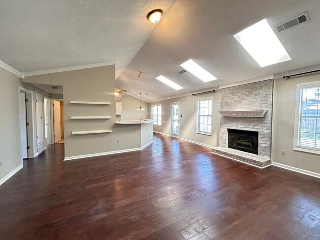 6688 Laurel Valley Dr in Bartlett, TN - Building Photo - Building Photo