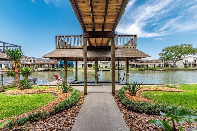 property at 70 Tarpon St