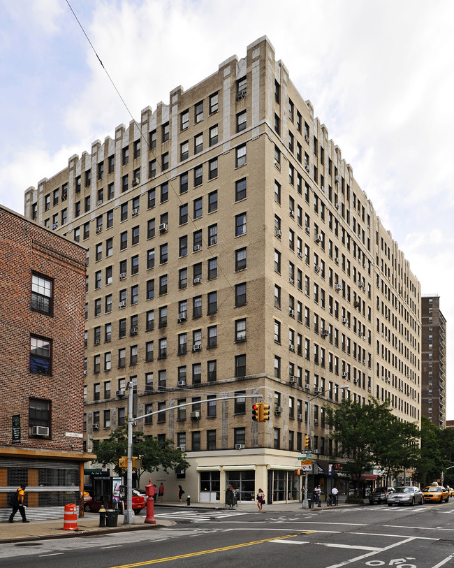 141 E 3rd St in New York, NY - Foto de edificio - Building Photo