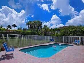 4860 SW 161st Ln in Miramar, FL - Building Photo - Building Photo