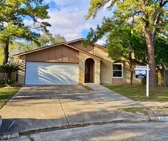 906 Arrow Lake Dr in Katy, TX - Building Photo