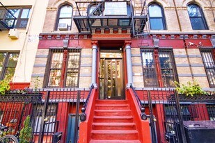 Short Term Lease East Village Apartments For Rent New York City Ny 620 East 11th Street Apartments