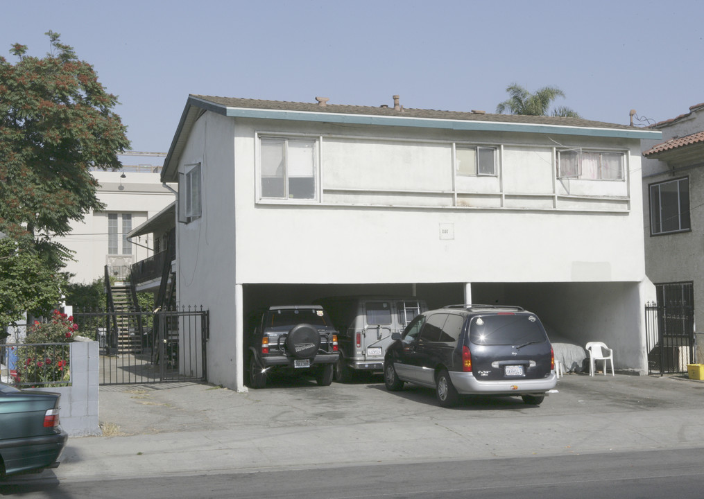 1107 S Normandie Ave in Los Angeles, CA - Building Photo