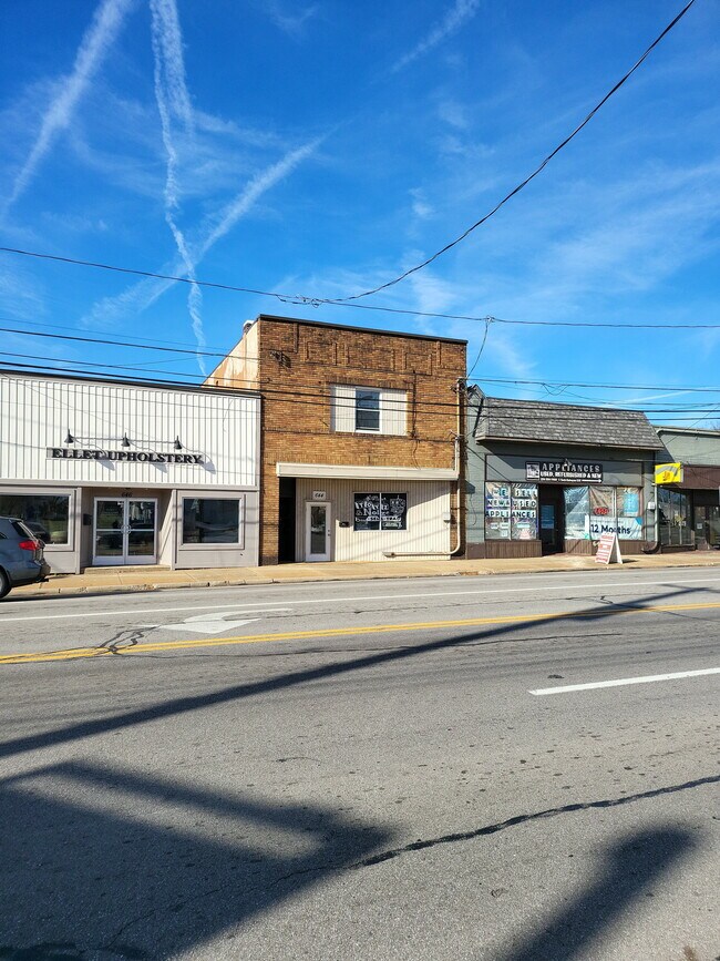 644 Canton Rd Apartments and Nearby Akron Apartments For Rent Akron, OH