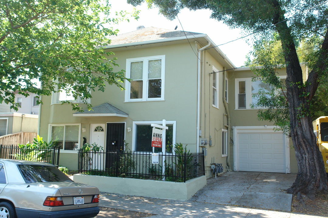 1534 Fairview St in Berkeley, CA - Foto de edificio