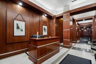 5 E 14th Pl in Chicago, IL - Building Photo - Building Photo