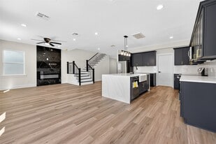 12315 New Jordan Ln in Cypress, TX - Building Photo