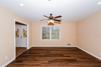 841 Worchester Ct in Birmingham, AL - Building Photo - Building Photo