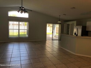 8574 Eola Ct, Unit 7307 in Melbourne, FL - Building Photo - Building Photo