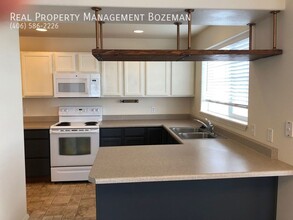 1112 Longbow Ln in Bozeman, MT - Building Photo - Building Photo
