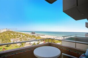 465 Ocean Dr in Miami Beach, FL - Building Photo