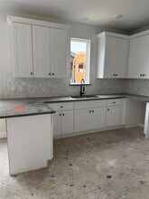 1354 W 24th St in Houston, TX - Building Photo - Building Photo