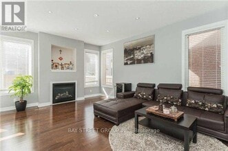 79 Acer Crescent in Whitchurch-Stouffville, ON - Building Photo - Building Photo