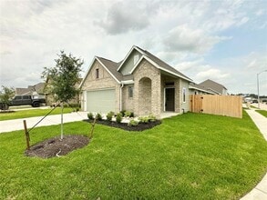 3274 Old Ironwood Dr in Conroe, TX - Building Photo - Building Photo