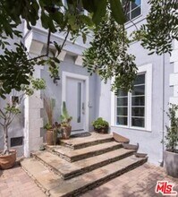 9373 W Olympic Blvd in Beverly Hills, CA - Building Photo - Building Photo