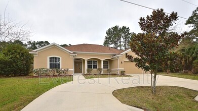 24 Pittman Dr in Palm Coast, FL - Building Photo - Building Photo