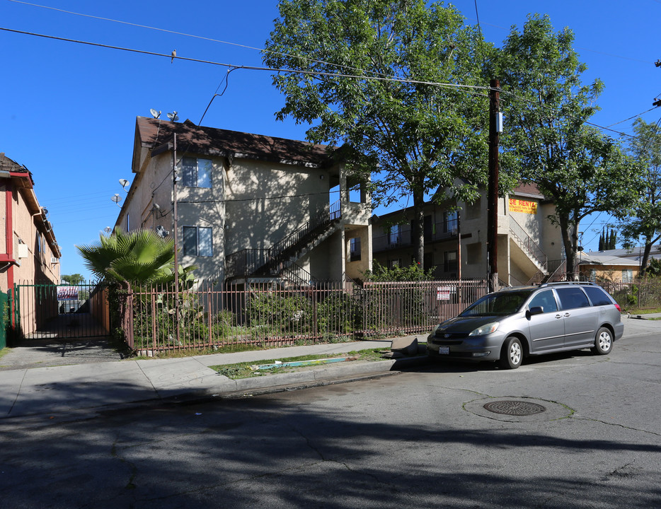 11959 Runnymede St in North Hollywood, CA - Building Photo