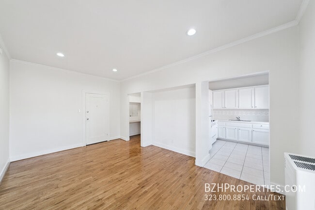 property at 1267 Vin Scully Ave