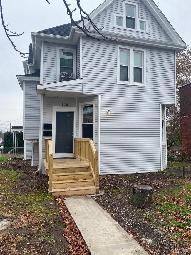 519 East St, Unit 1st floor Front
