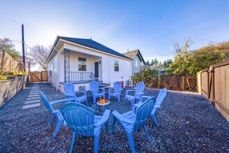 1400 Martin Luther King Jr Way S in Seattle, WA - Building Photo - Building Photo