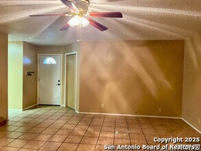 7318 Hunters Raven in San Antonio, TX - Building Photo - Building Photo