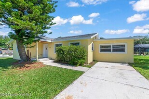 1729 Trimble Rd in Melbourne, FL - Building Photo