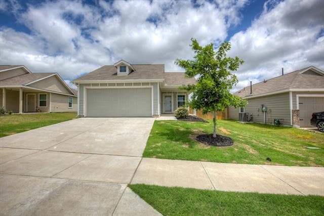 property at 2728 Evening Side Ct