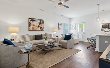 220 Huntley Pl in Pelham, AL - Building Photo - Building Photo