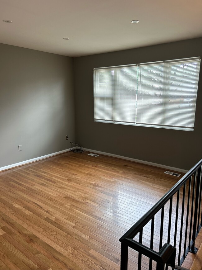 property at 8905 91st Pl